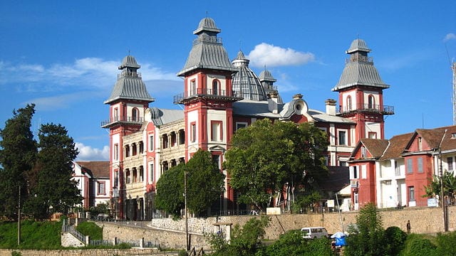 Things To Do In Antananarivo 640px Palais dAndafiavaratra 01